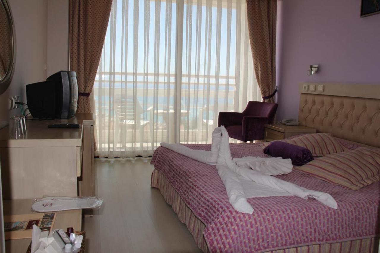 Esat Hotel Kusadası Esterno foto