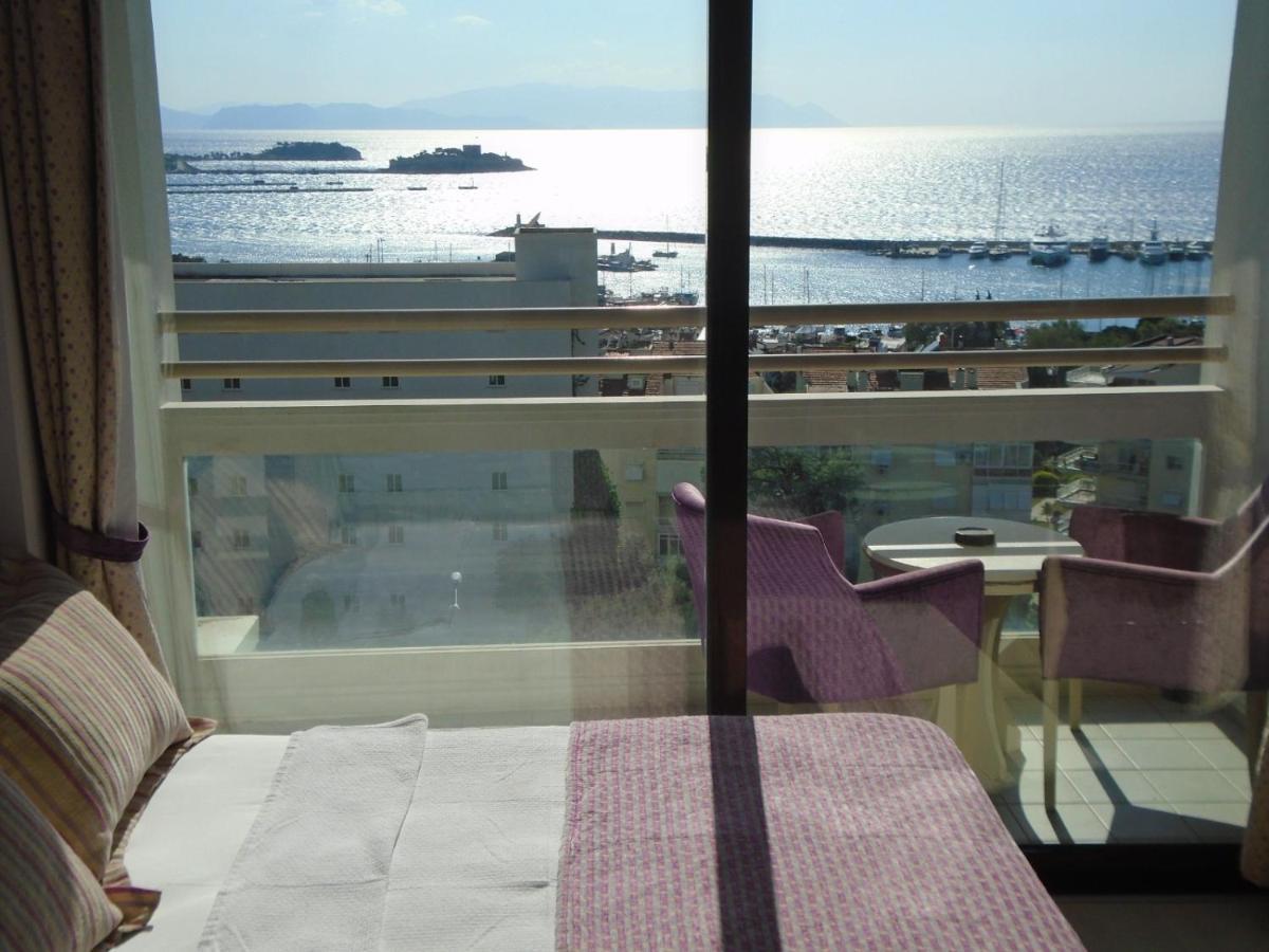 Esat Hotel Kusadası Esterno foto