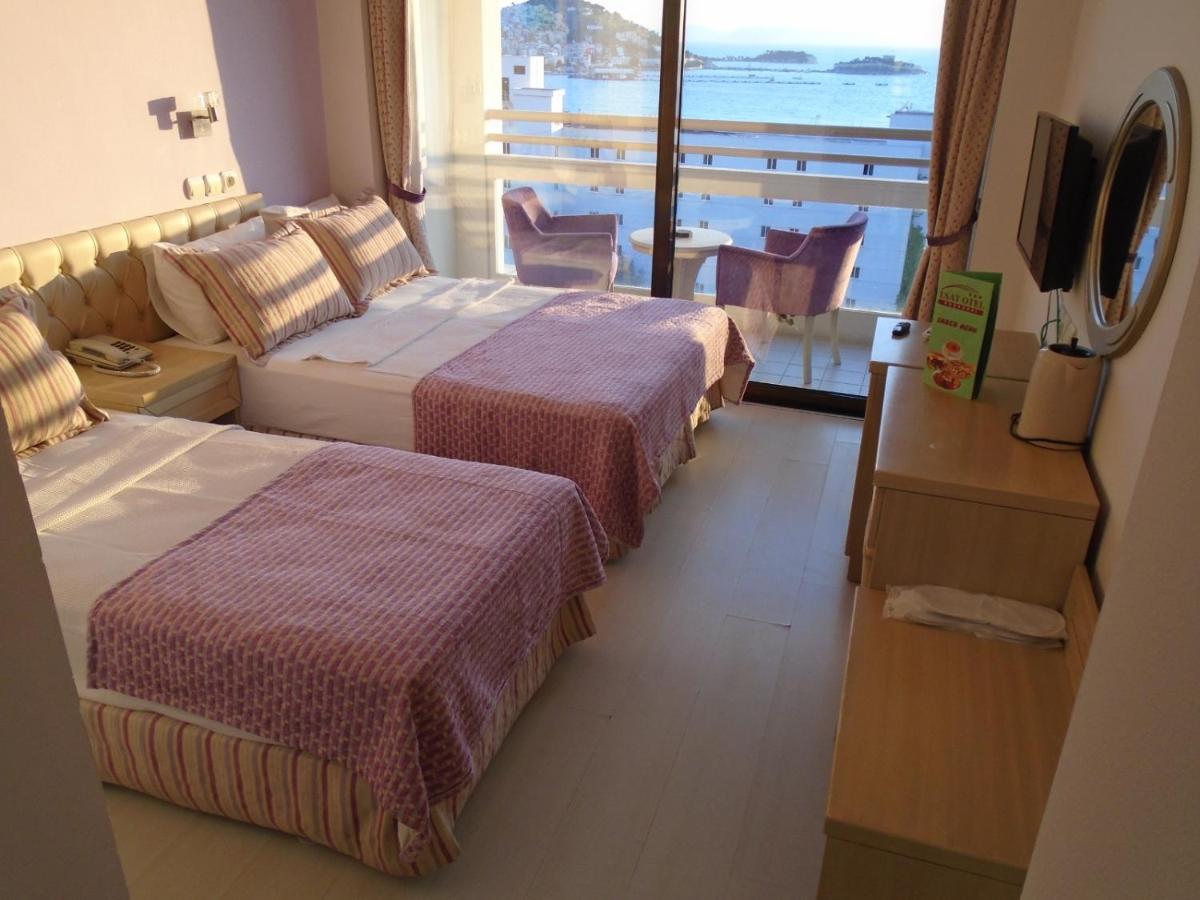Esat Hotel Kusadası Esterno foto