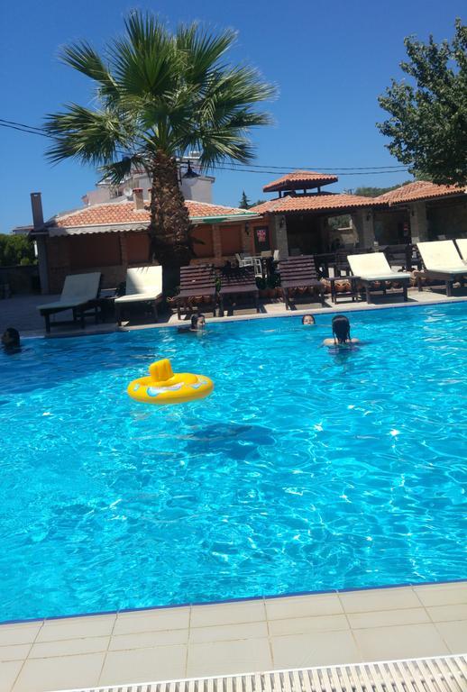 Esat Hotel Kusadası Esterno foto