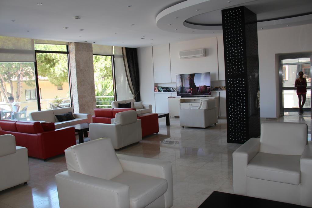 Esat Hotel Kusadası Esterno foto