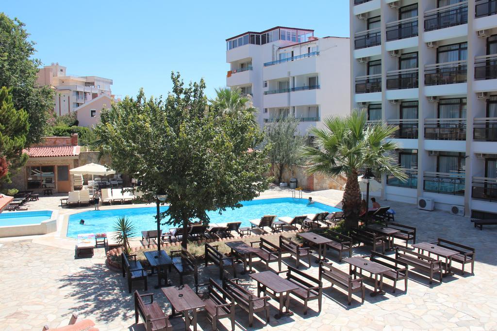 Esat Hotel Kusadası Esterno foto