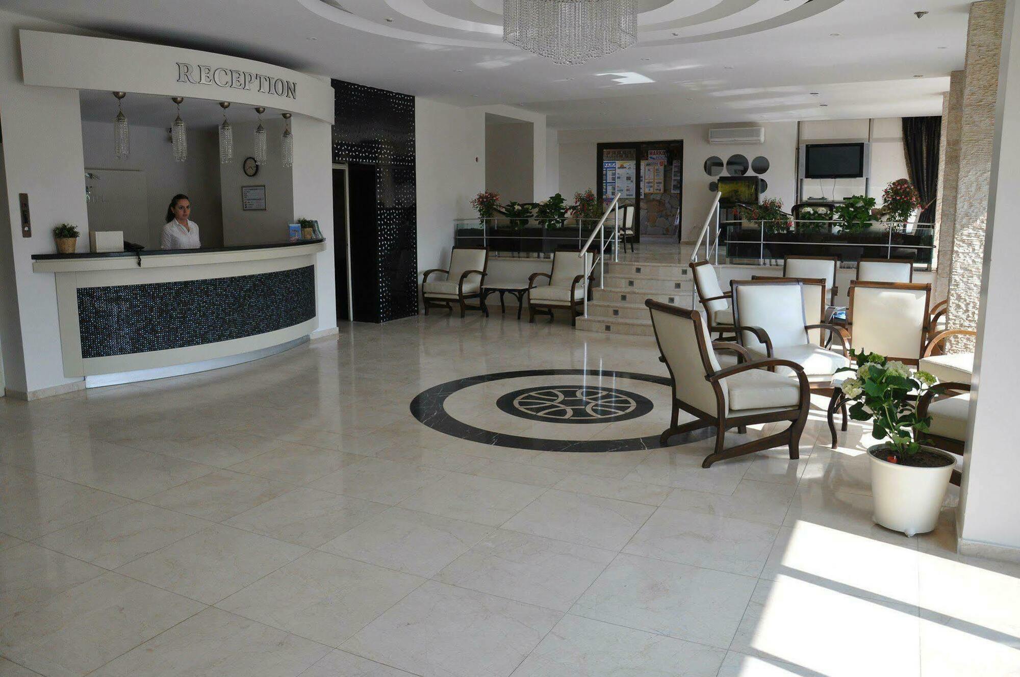 Esat Hotel Kusadası Esterno foto