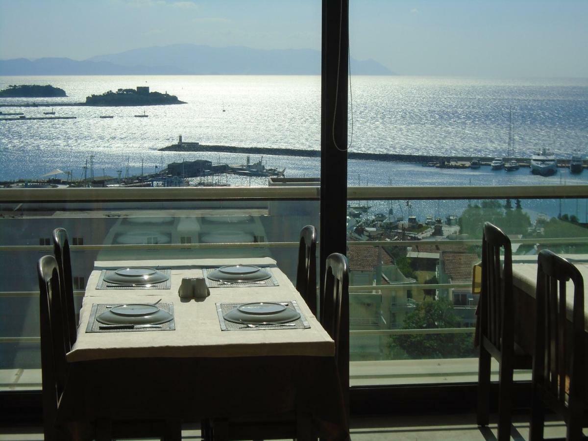 Esat Hotel Kusadası Esterno foto