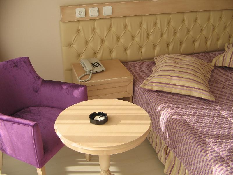 Esat Hotel Kusadası Esterno foto