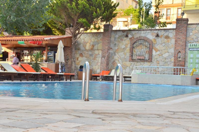 Esat Hotel Kusadası Esterno foto
